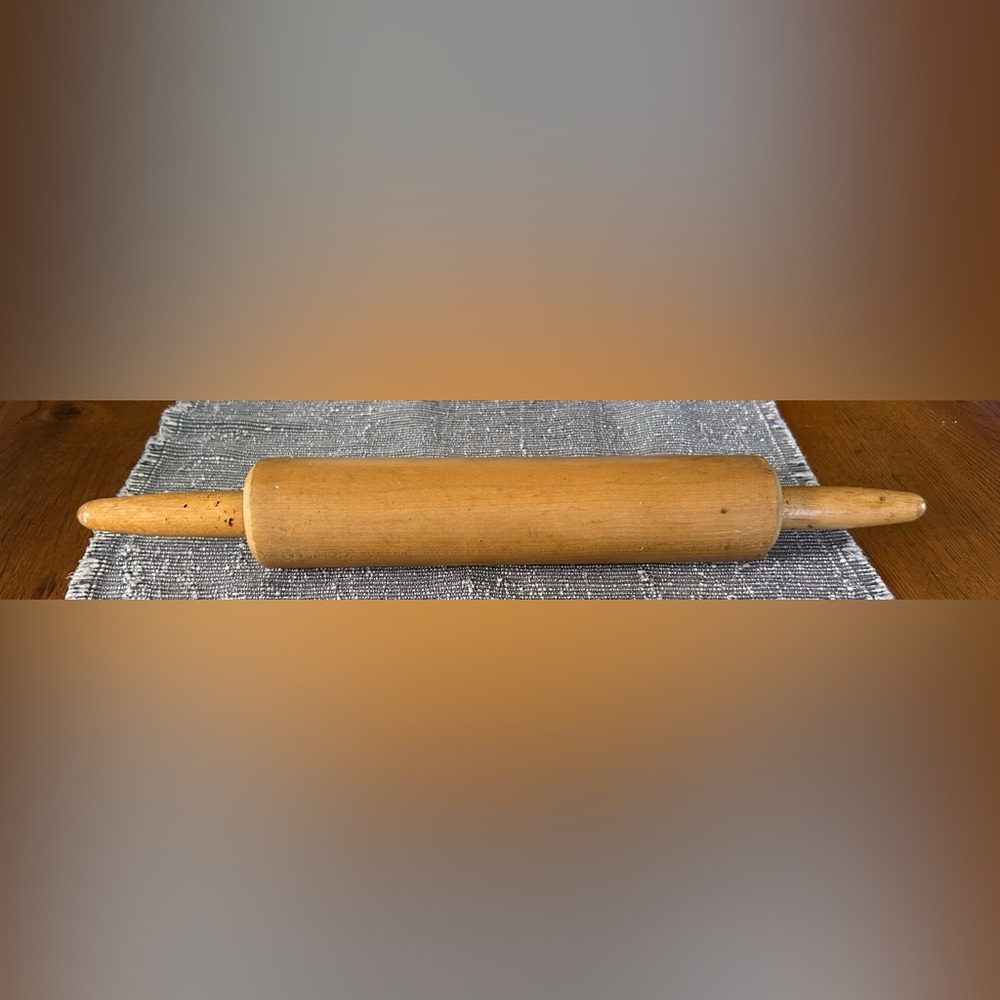 VINTAGE 1960’s Wooden Rolling Pin